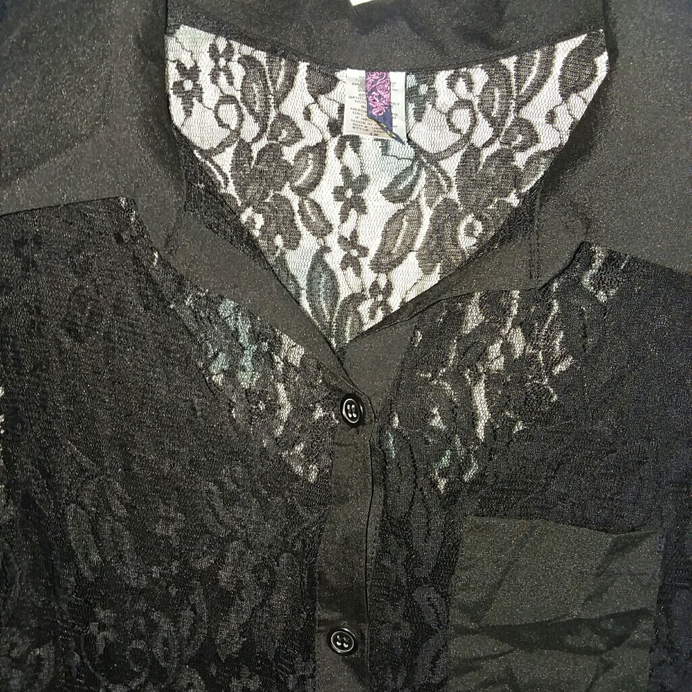 🌼Judith🌼 Black lace button down 1x plus goth